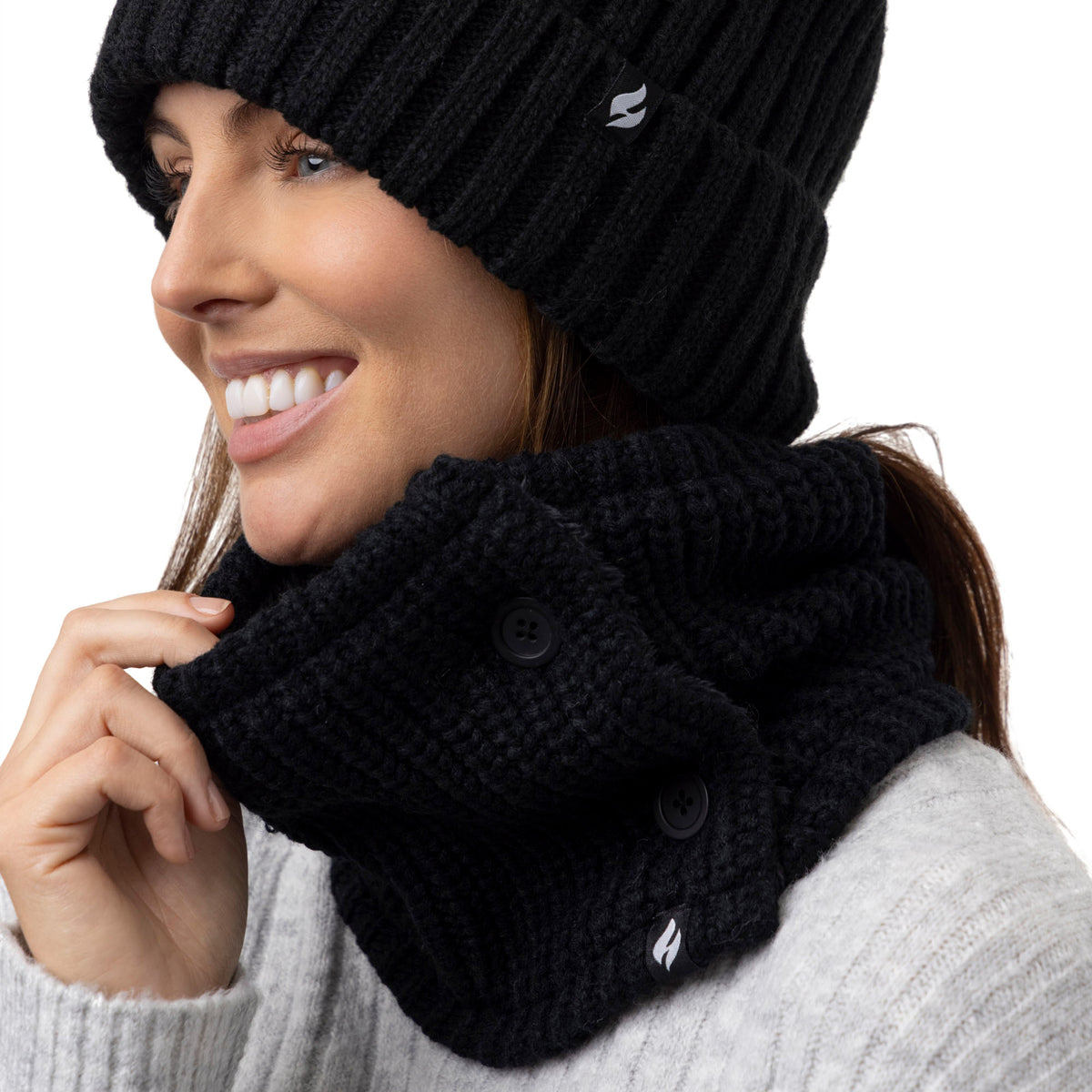 BLACKBUTTONUPNECKWARMER_1200x1