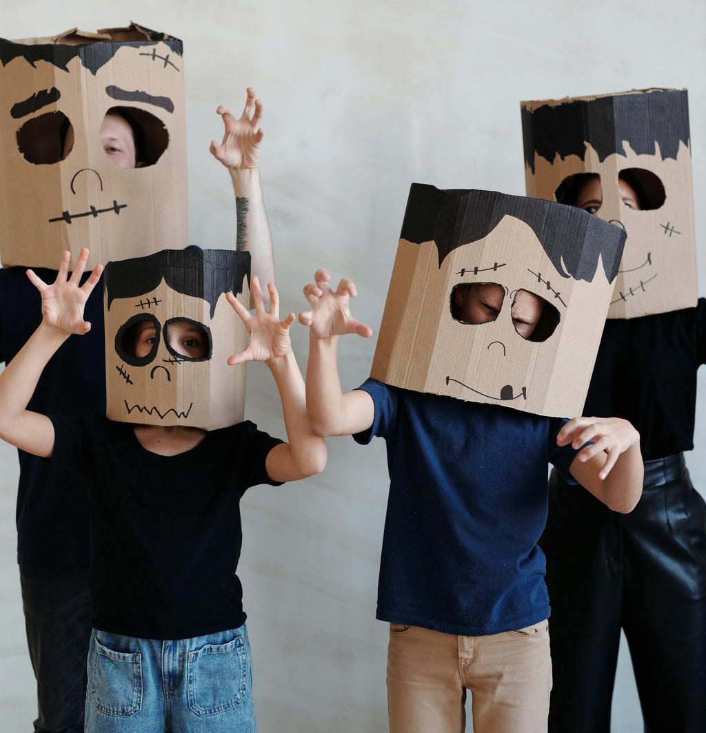 At-Home Autumnal Activities for the Whole Family to Enjoy