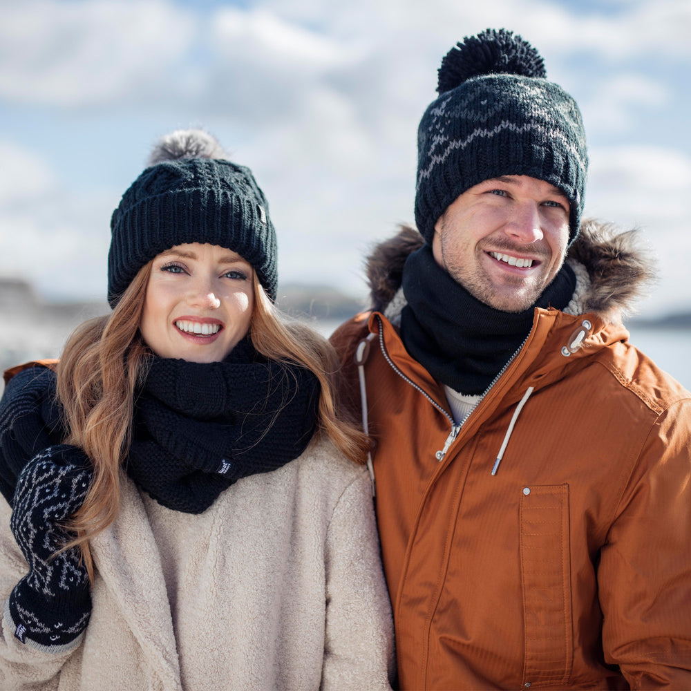 Mens Helsinki Bobble Hat - Black & Grey